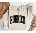 Huskies Distressed Gildan Sand Crewneck Sweatshirt